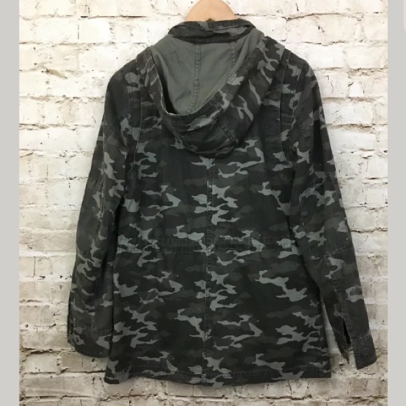Universal Threads Camo Anorak Utility Jacket - Picture 5 of 8
